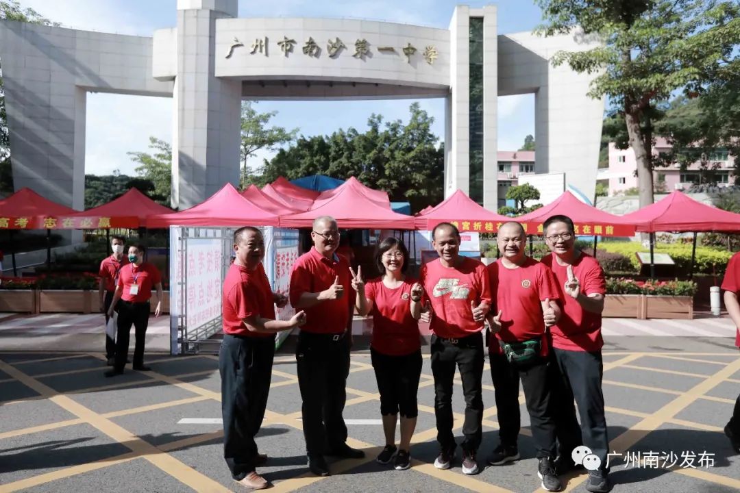 番禺實(shí)驗(yàn)中學(xué)_番禺實(shí)驗(yàn)中學(xué)校風(fēng)怎么樣_番禺實(shí)驗(yàn)中學(xué)多大