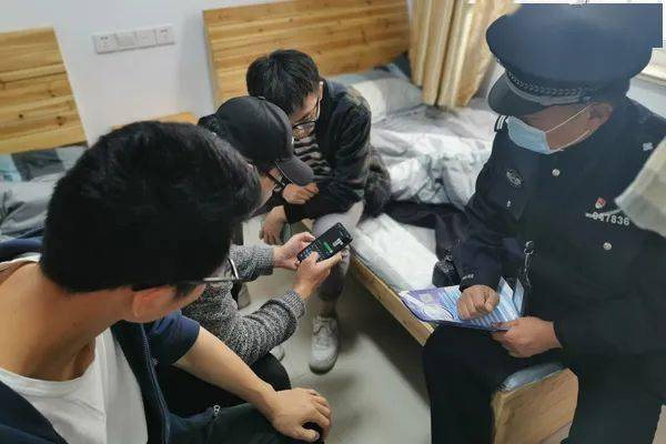 張雅罵四川地震視頻_留學生罵張雅_日本留學生回罵張雅