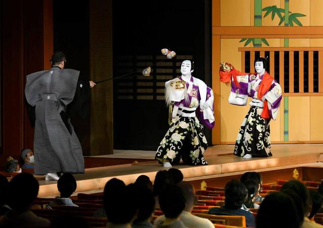 歌舞伎世家生女兒_日本世家歌舞伎_四大歌舞伎世家