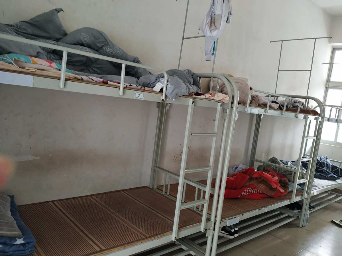 老師叫我去她寢室改作業_大學老師改作業_寢室寫作業