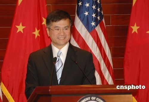 特朗普對留美學生的政策_特朗普要求在美留學生回國_特朗普正考慮限制中國學生赴美
