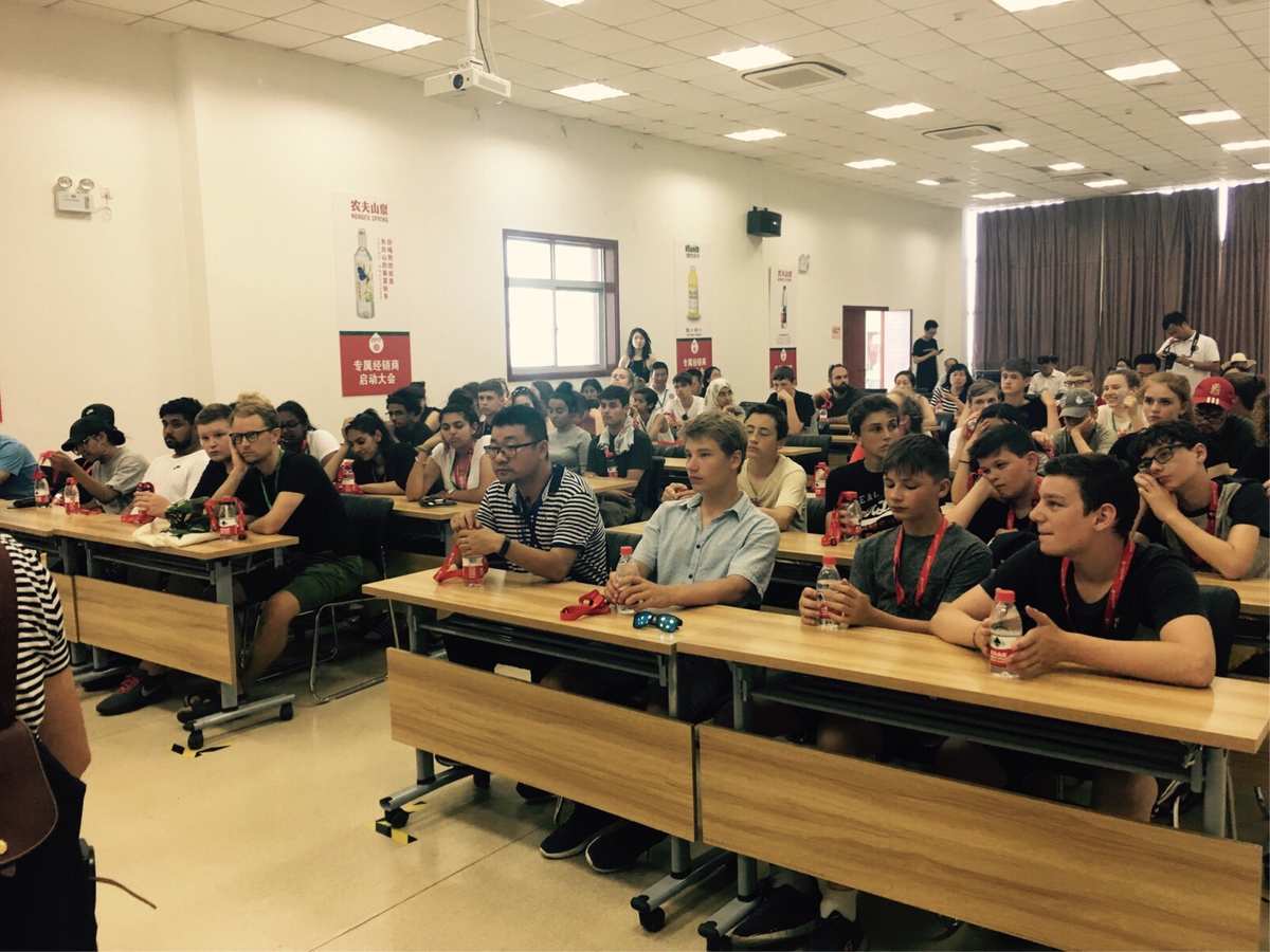 多倫多大學有幾個校區分別是_多倫多有哪些大學_多倫多大學有多少學生
