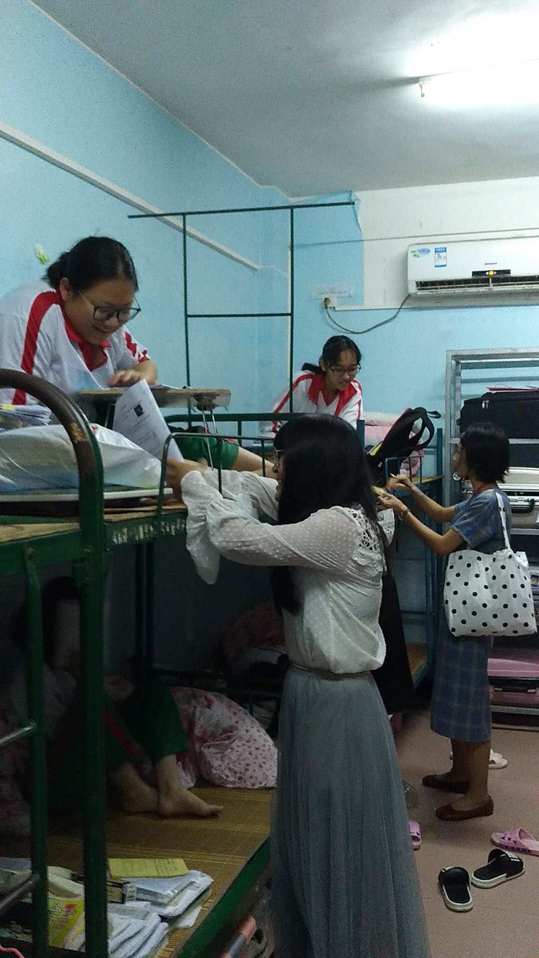 康涅狄格大學(xué)視頻_康涅狄格大學(xué)_康涅狄格大學(xué)校訓(xùn)