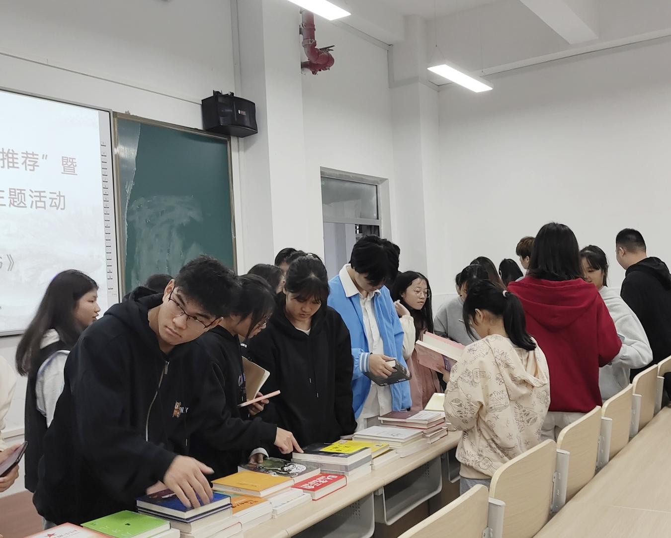 澳大利亞昆士蘭學(xué)院_2023澳大利亞昆士蘭大學(xué)最新要求_澳大利亞昆士蘭大學(xué)學(xué)費(fèi)
