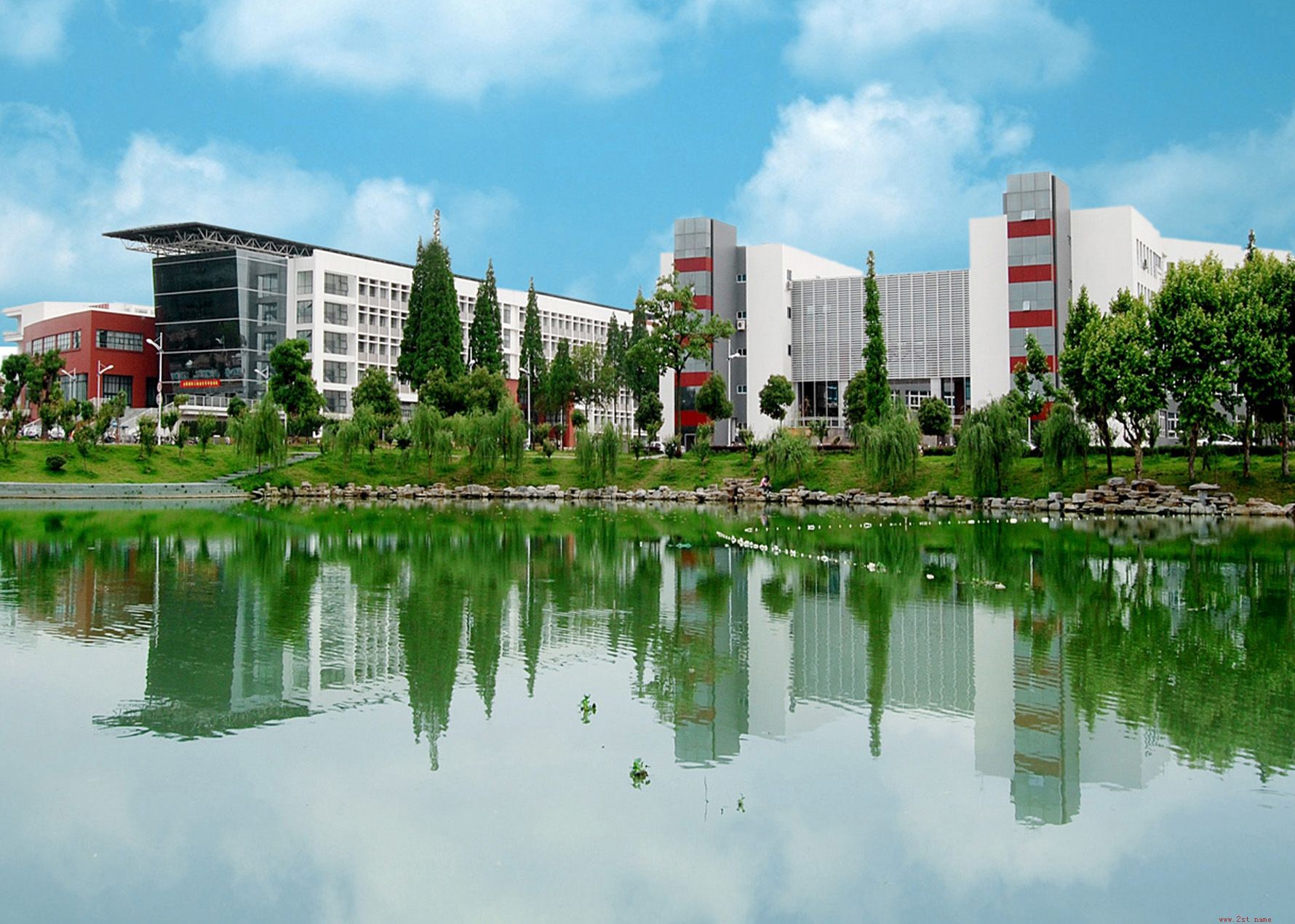 金華職業學院_金華職業技術學院成人教育學院_金華職業技術學校