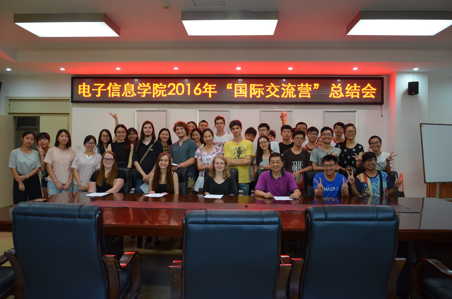 2023哈佛大學簡介最新要求_哈佛大學的入學要求_風雨哈佛路的英語簡介