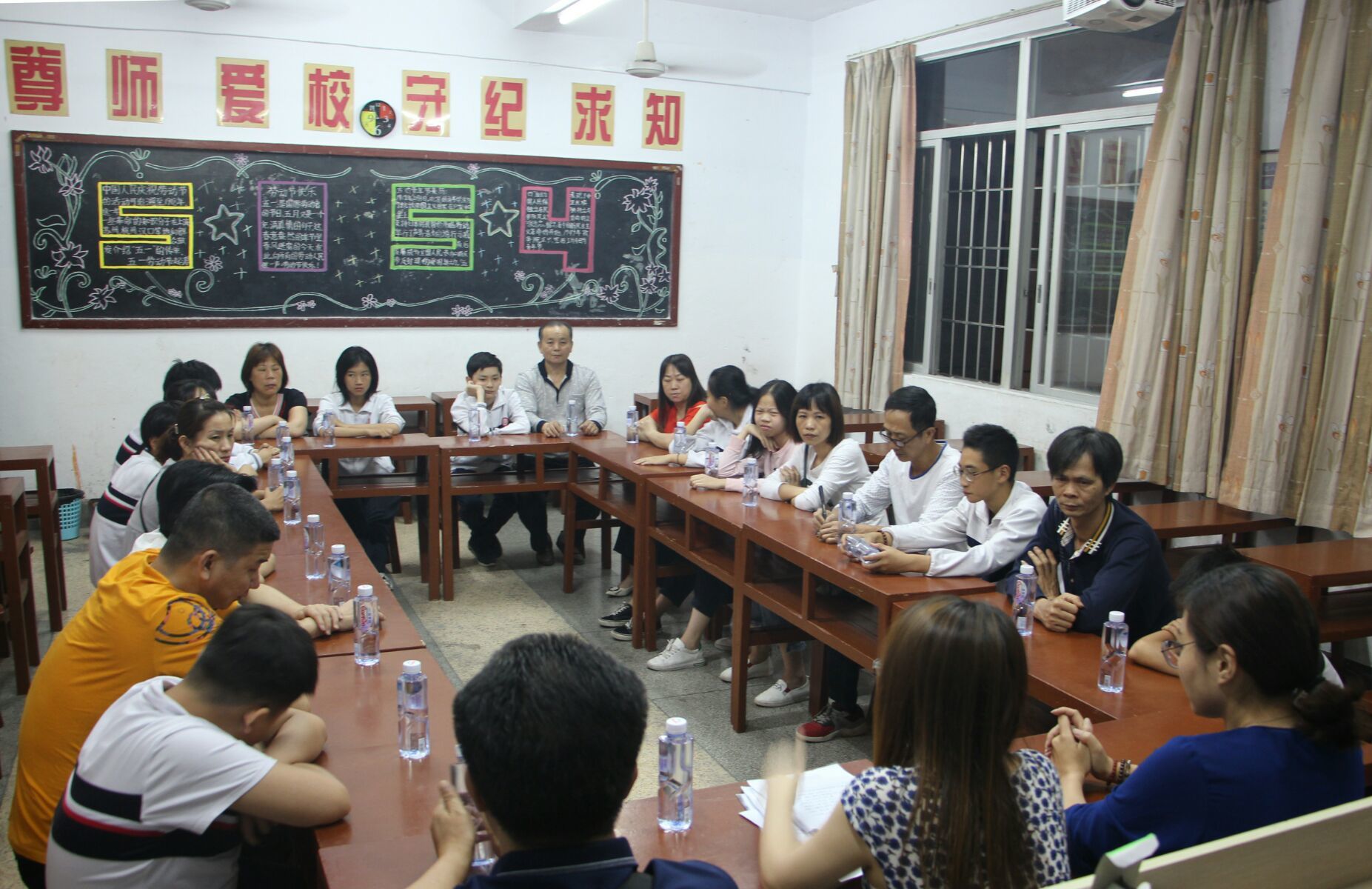 澄海實(shí)驗(yàn)高級(jí)中學(xué)_實(shí)驗(yàn)高級(jí)中學(xué)澄海校區(qū)地址_澄海實(shí)驗(yàn)高級(jí)中學(xué)多大