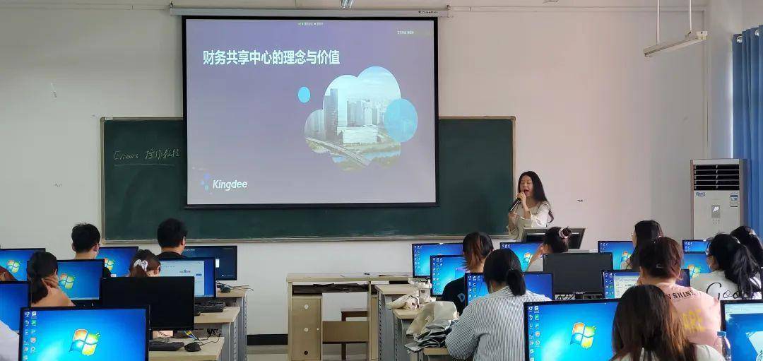 威海會計學院_威海振威會計學校_威海會計學校電話號碼