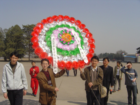 清明節(jié)祭掃烈士墓_清明節(jié)祭掃烈士陵墓_清明節(jié)烈士墓祭掃活動