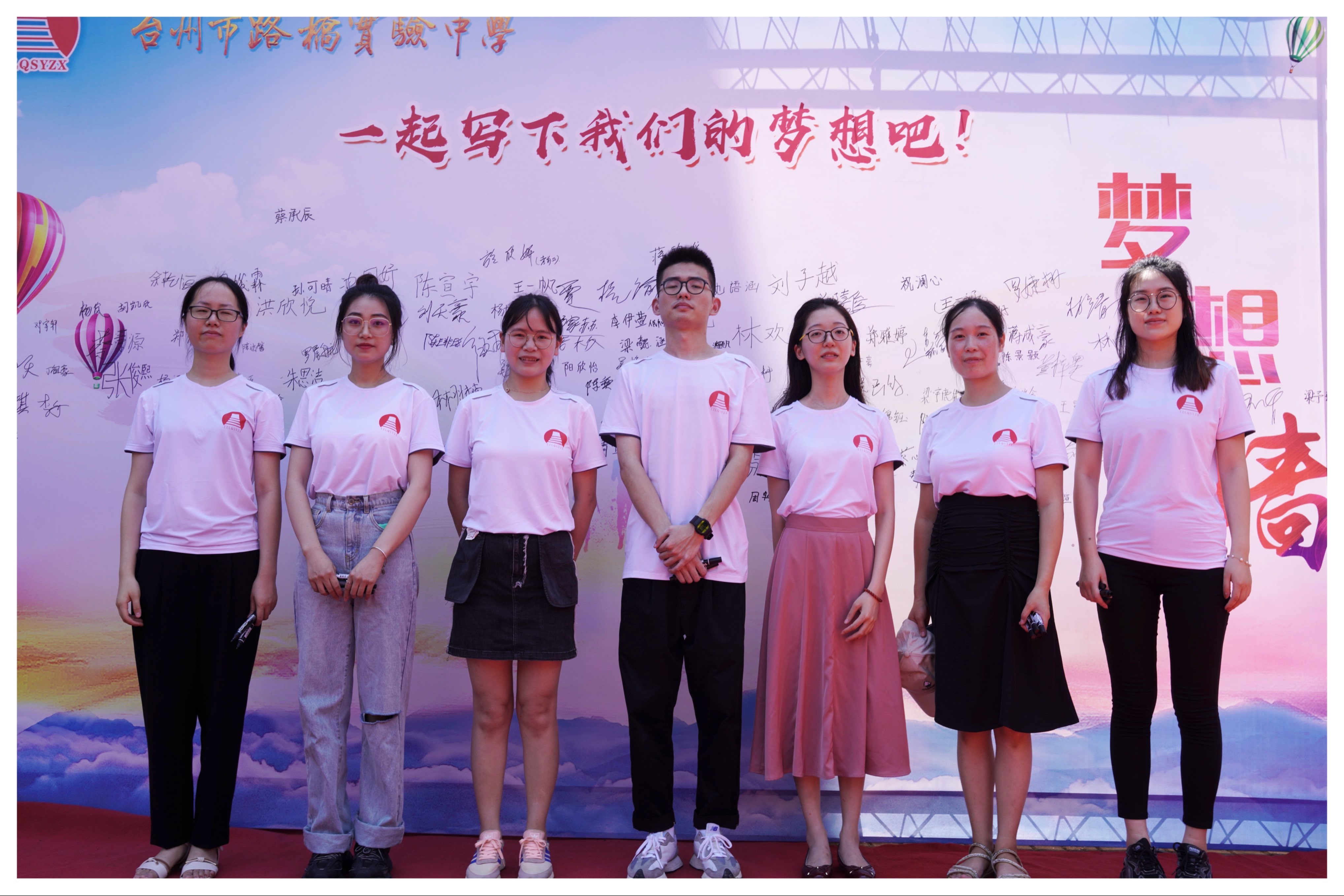 新加坡top20大學_新加坡大學留學條件及費用_新加坡大學排名