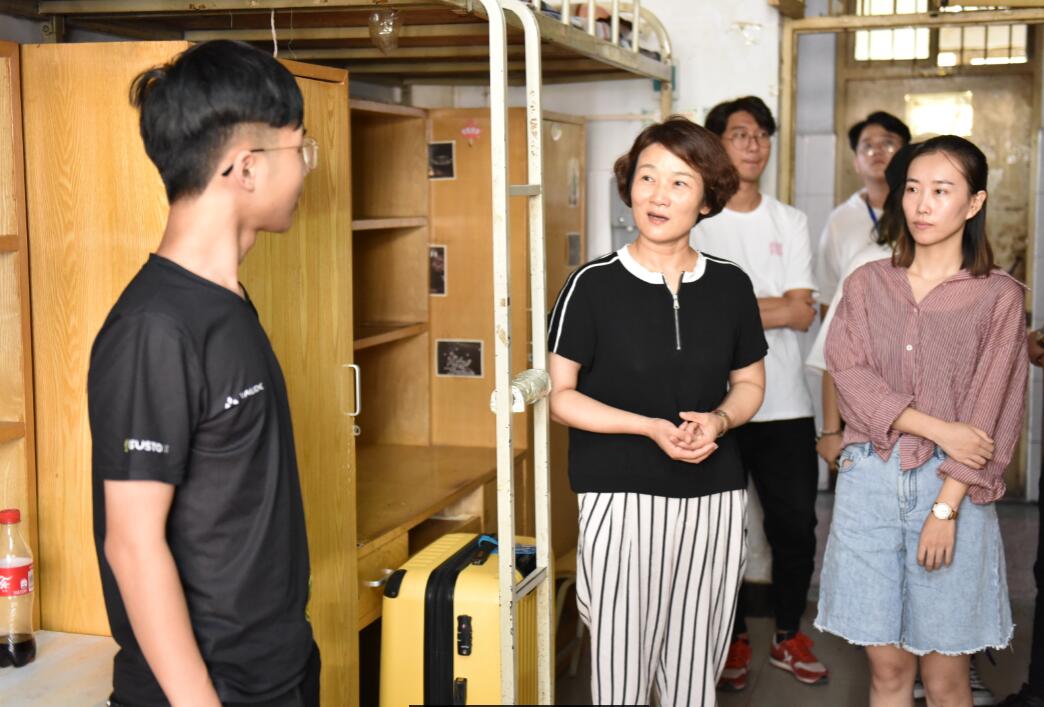 倫敦皇后瑪麗大學排名_倫敦瑪麗皇后學院世界排名_倫敦大學瑪麗皇后學院