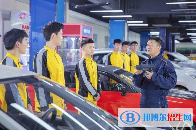 2023中專有哪些專業最新要求_2020年中專報考專業_2020中專專業一覽表