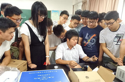 麻省理工學院的校訓的意義_麻省理工大學校訓名言_麻省理工學院校訓