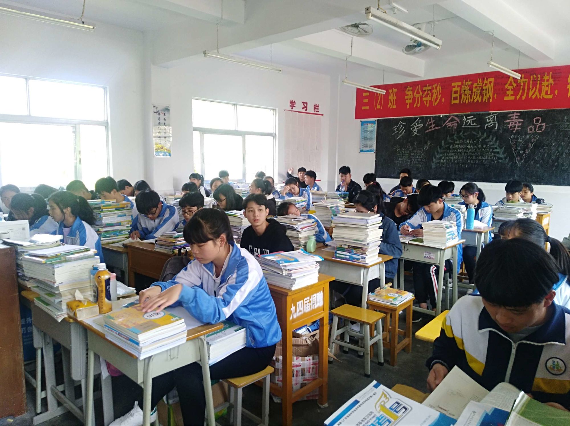 渤海大學文理學院成績查詢?nèi)肟赺渤海大學文理學院成績查詢_渤大文理學院查成績系統(tǒng)