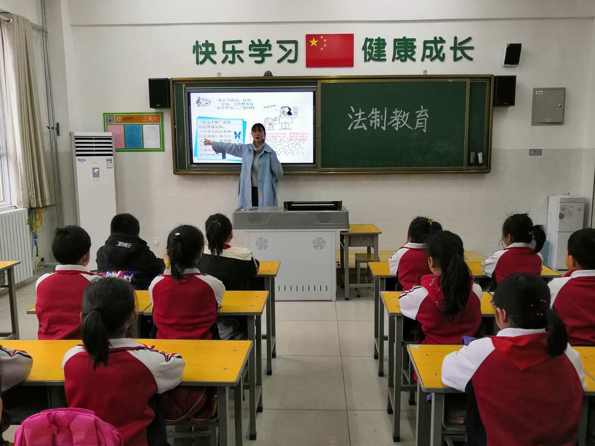 東區(qū)教育信息網(wǎng)_東區(qū)教育網(wǎng)信息采集_東區(qū)教育網(wǎng)信息查詢