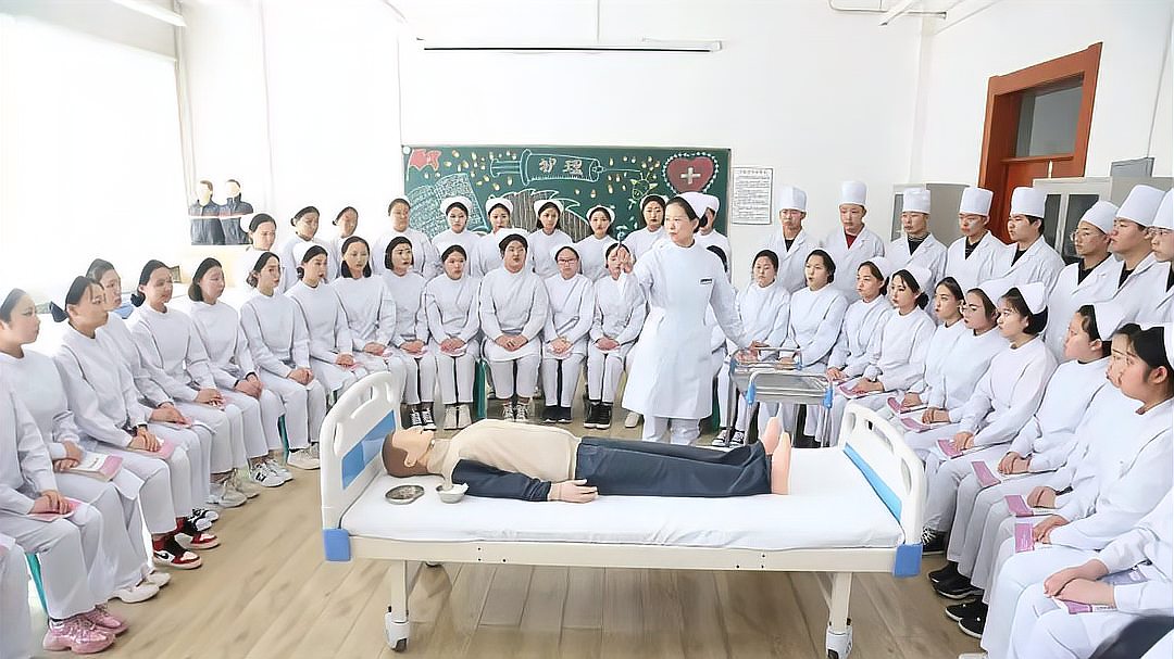 江蘇衛(wèi)生職業(yè)健康學(xué)院招聘_江蘇衛(wèi)生健康職業(yè)學(xué)院學(xué)風(fēng)_江蘇衛(wèi)生健康職業(yè)學(xué)院官網(wǎng)