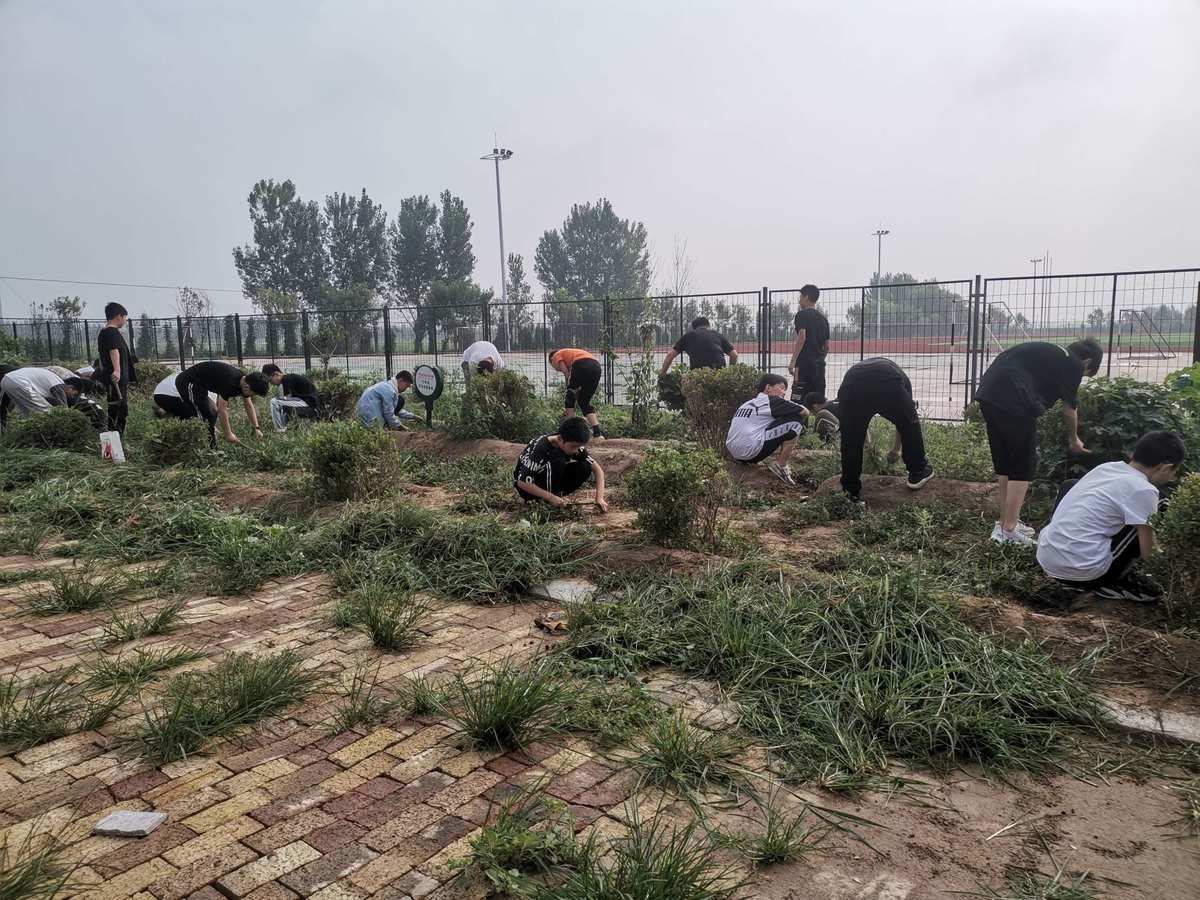 工讀學校是什么性質的學校_半工半讀學校_工讀學校和少管所區別