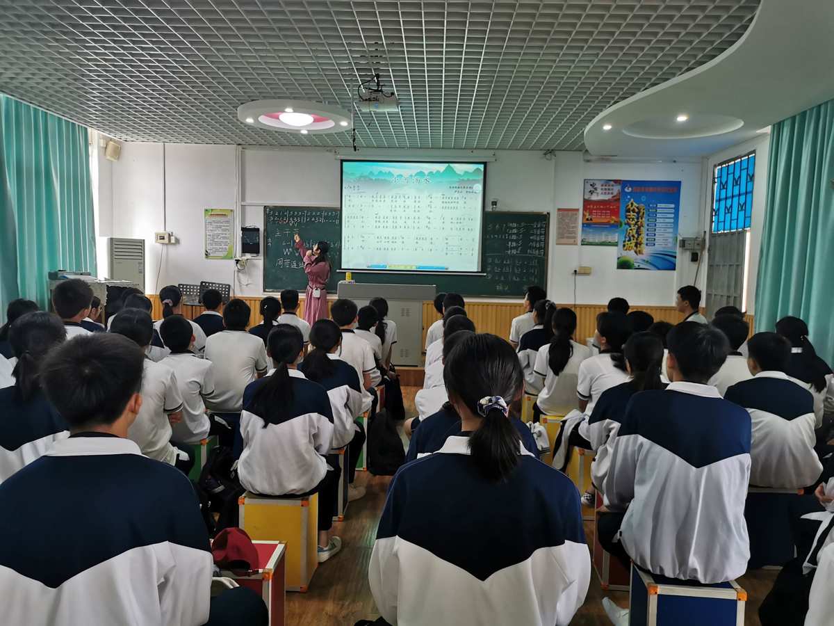 北京海淀外國語實驗學校_北京海淀外國語實驗學校_北京海淀外國語實驗學校