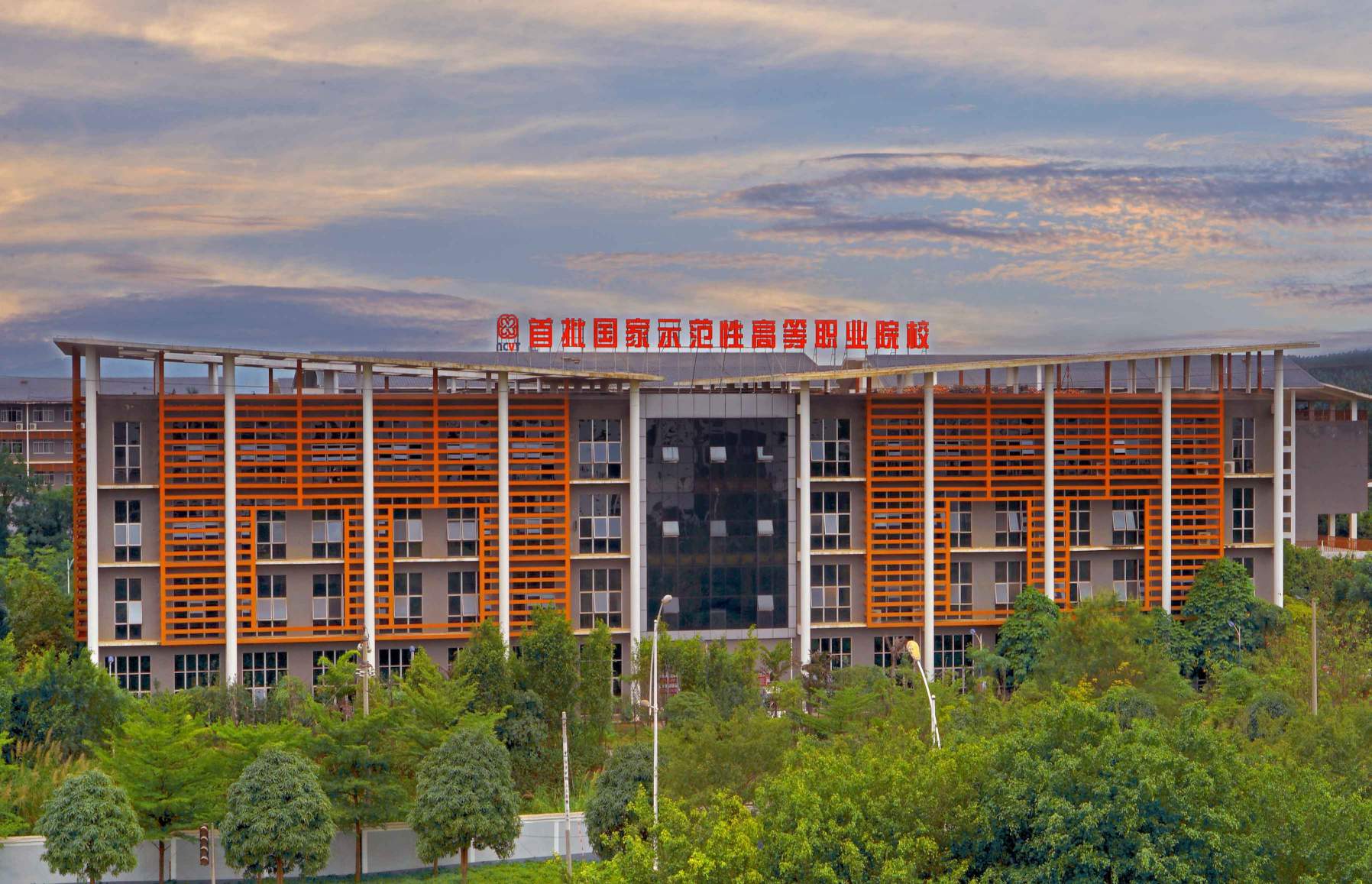 山東省專科學校排名榜_山東專科排名靠前的學校_專科院校山東省排名