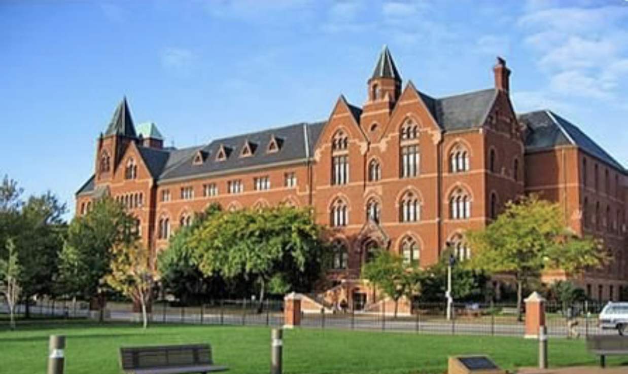 美國麻省大學_麻省大學如何_美國麻省大學相當于國內