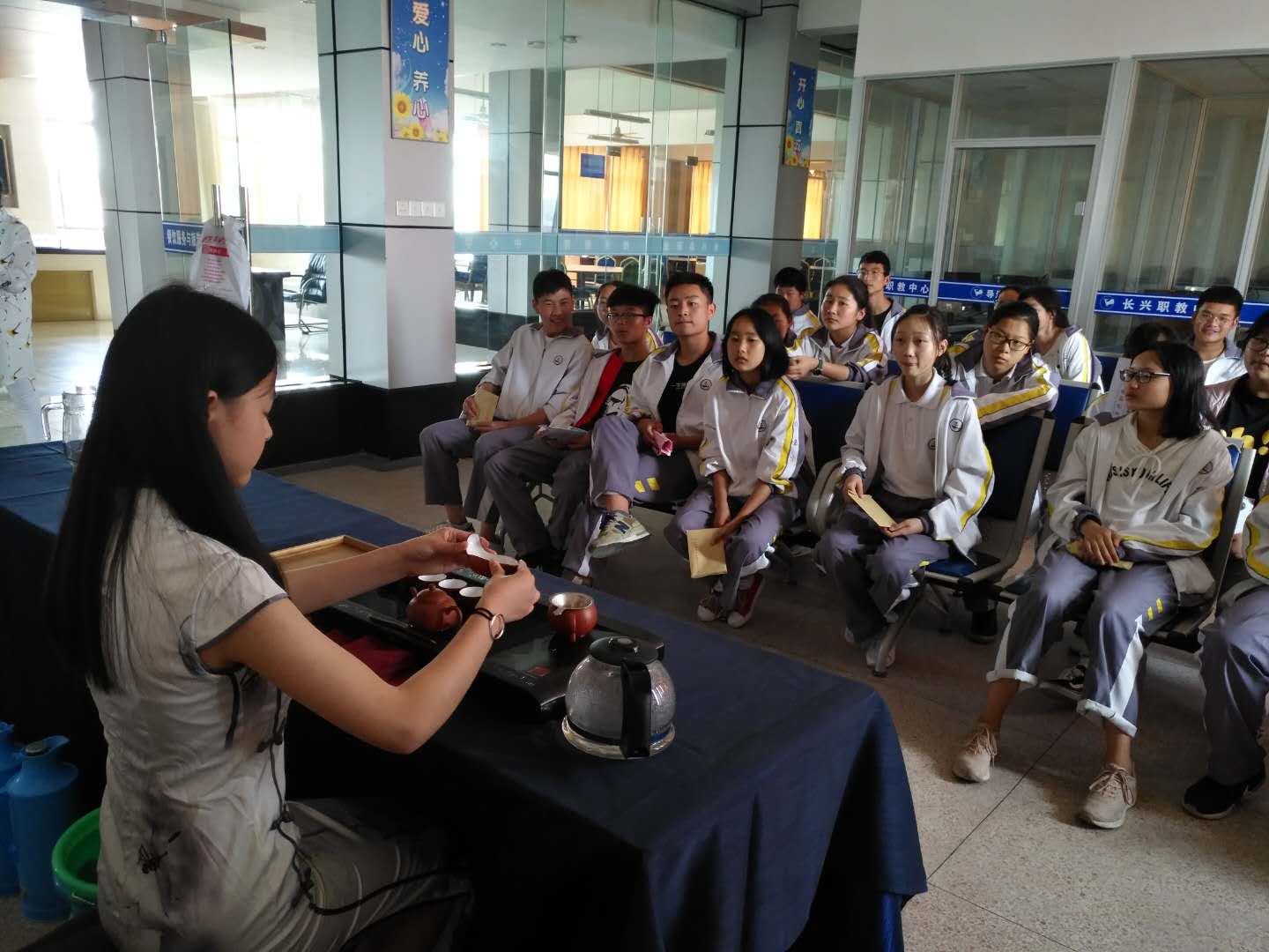 湖南富岳出國留學服務中心_湖南留學服務中心電話_湖南留學生服務中心
