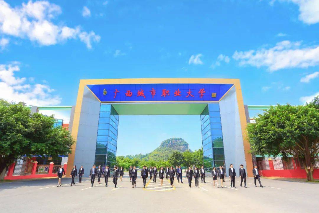 四川專科排名第一的學校_四川專科排名前十的學校_專科四川排名學校前十名
