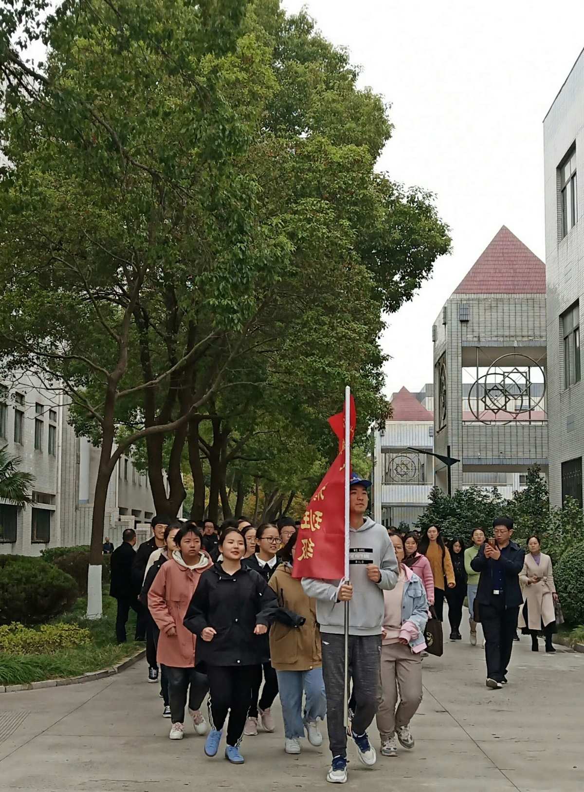江寧東山外國語學校_江寧東山外國語學校_江寧東山外國語學校