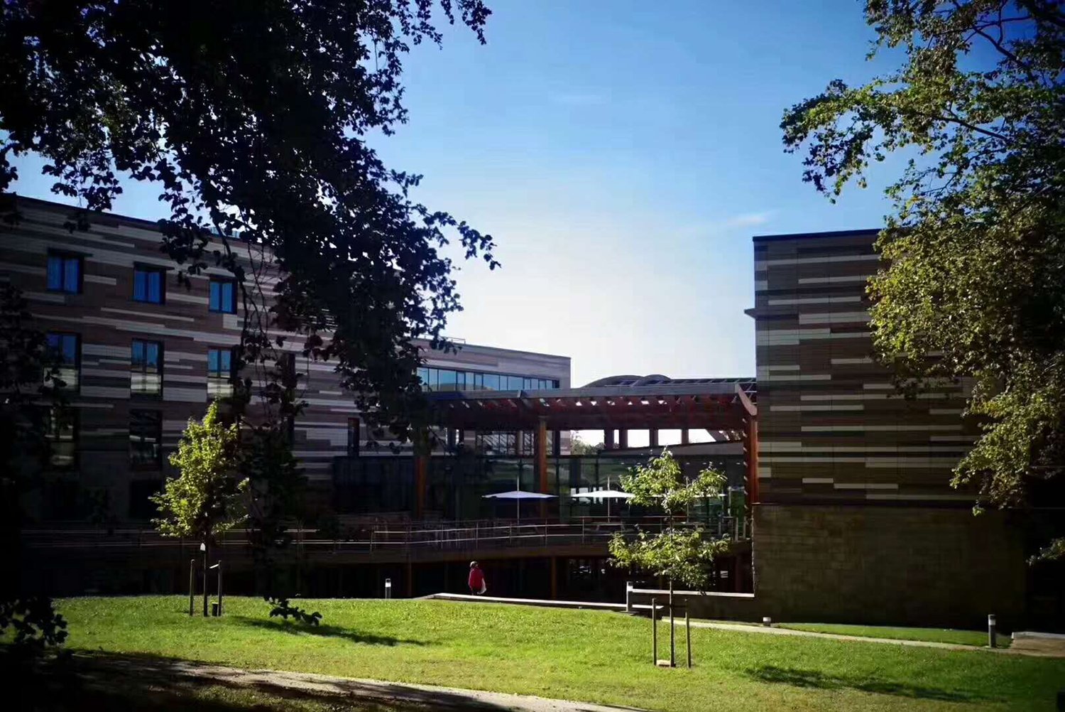 諾丁漢大學學生宿舍_諾丁漢大學住宿幾種類型_諾丁漢大學住宿