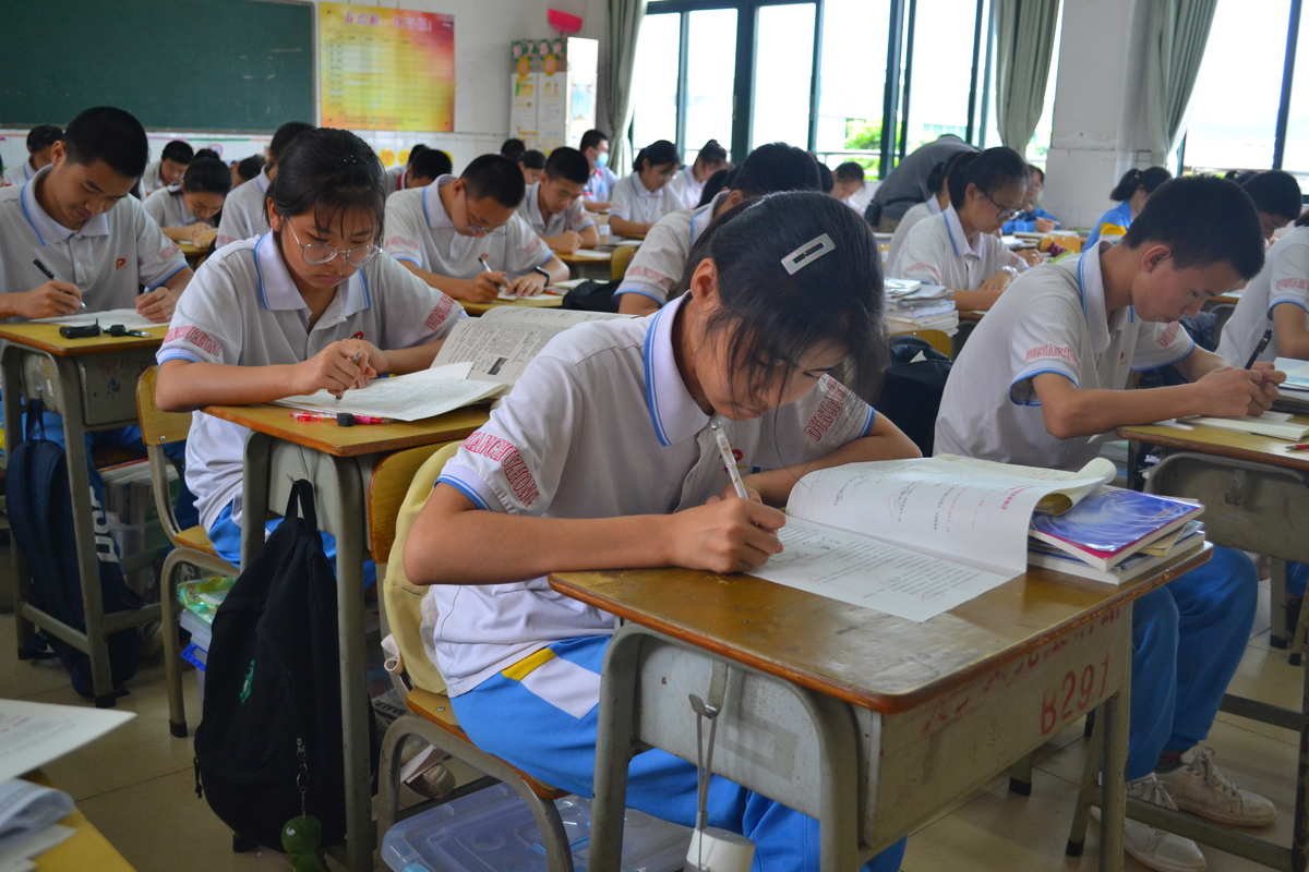 牛津國際公學_牛津國際學校學費_牛津國際公學好進嗎