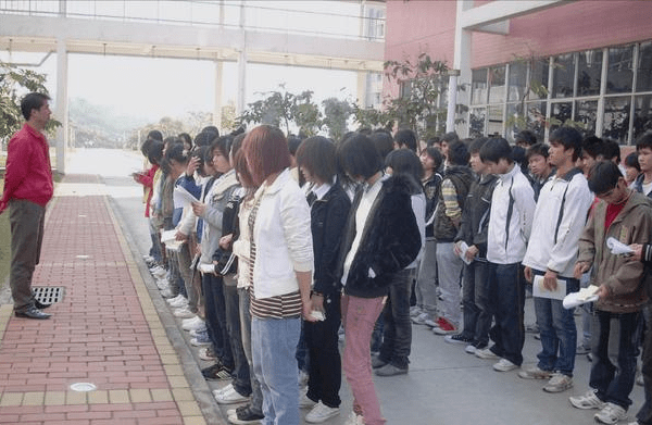 德國留學生需要了解哪些政策_留學生去德國留學辦_留德國政策了解學生需要多少錢