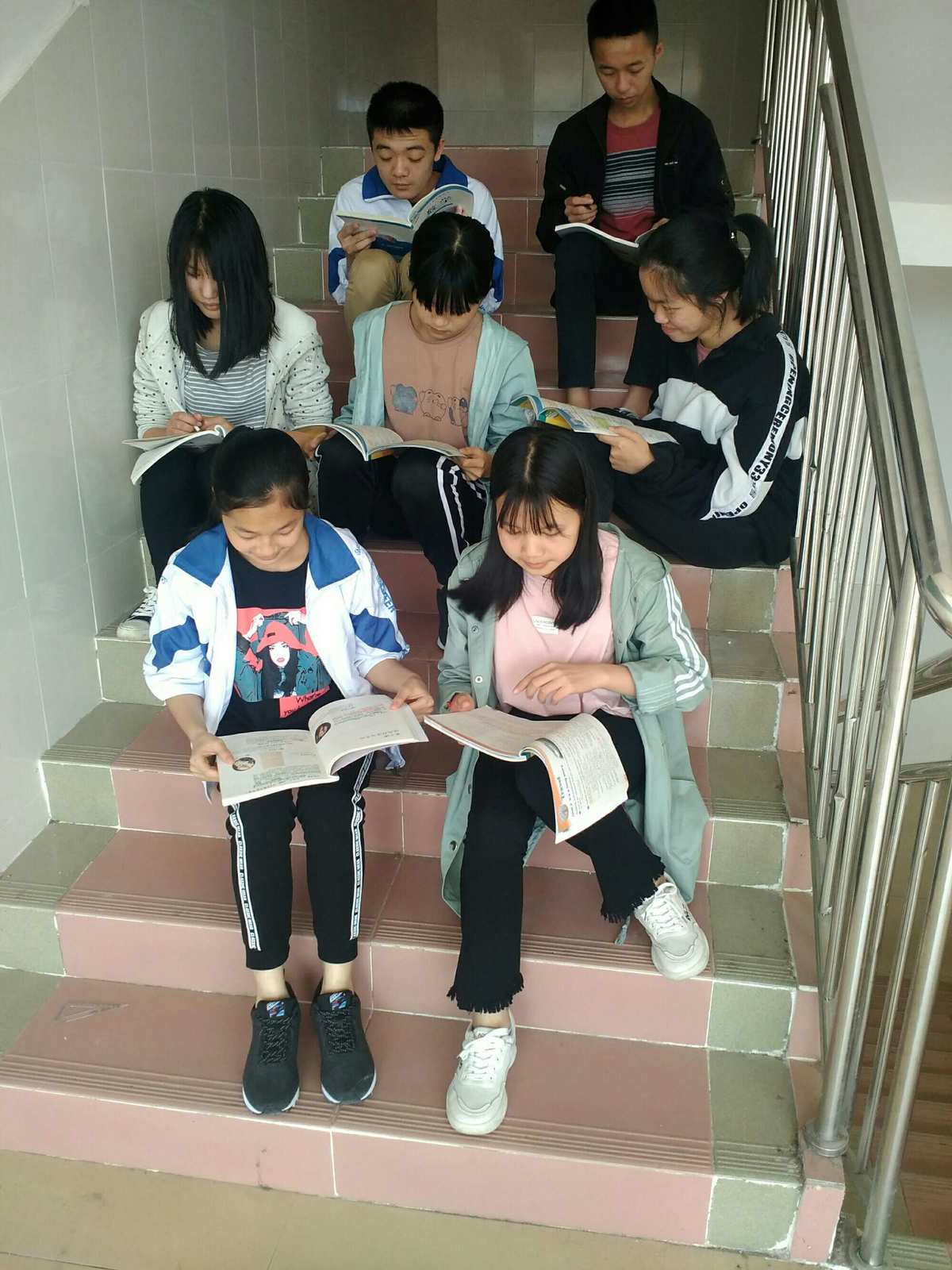 外國語第二學(xué)校_第二外國語學(xué)校_國語學(xué)校二外學(xué)費(fèi)多少