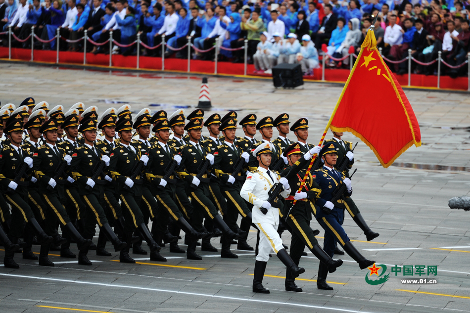 國慶閱兵周年答題_國慶60周年閱兵_國慶閱兵周年是哪一年