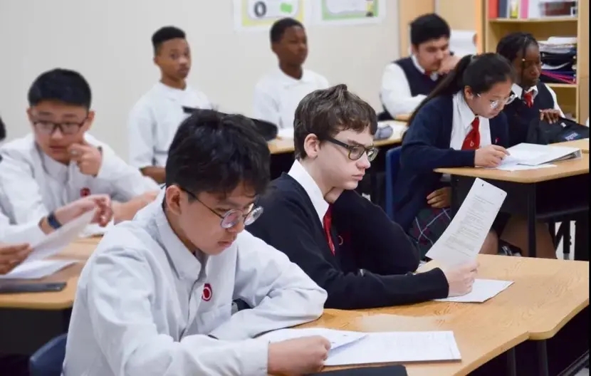 留學預科英國多少錢_留學預科英國語言班多少錢_英國留學預科