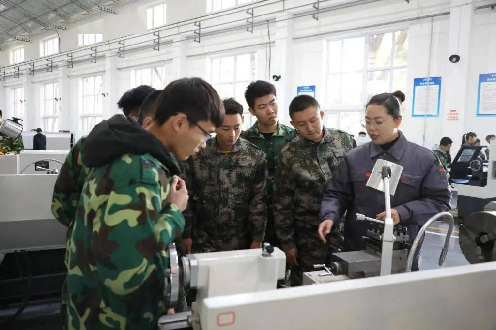 中國軍校排名_全國所有的軍校排名有哪些_軍校排名中國有哪些