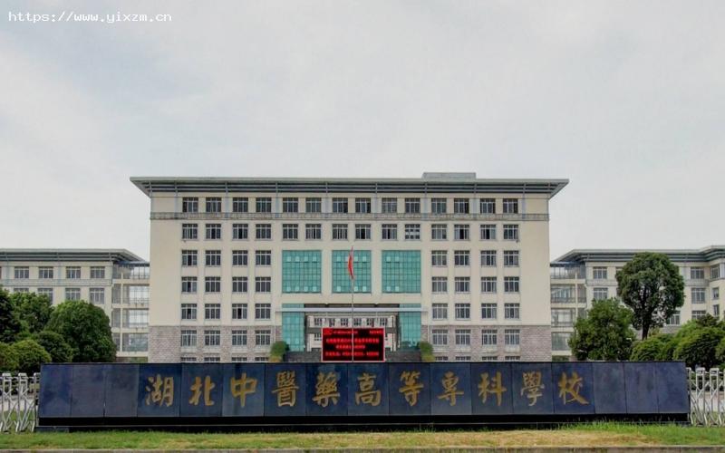 江蘇高級中學校長_江蘇高級中學校長兩會_江蘇省梁豐高級中學