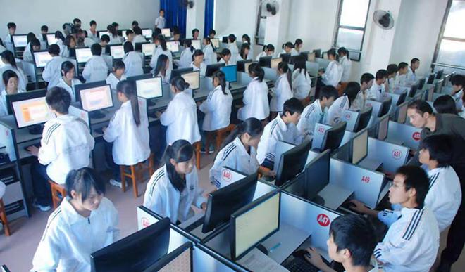 新南方職業培訓機構_技工學校新南方校區地址_新南方技工學校