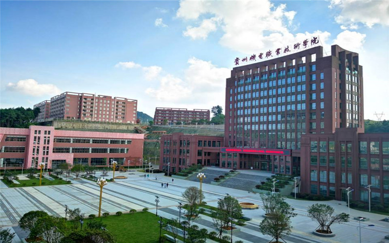 中等職業學校技工學校_中等職業技術學校_中等職業技工