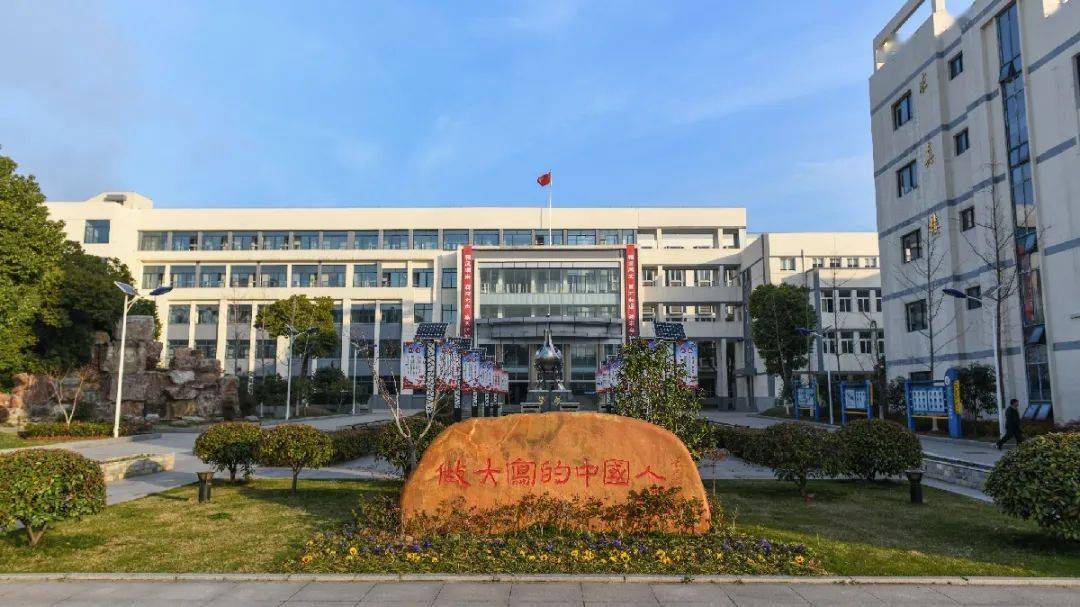 福建江夏學(xué)院航拍_福建江夏學(xué)院別名_福建江夏學(xué)院怎么樣
