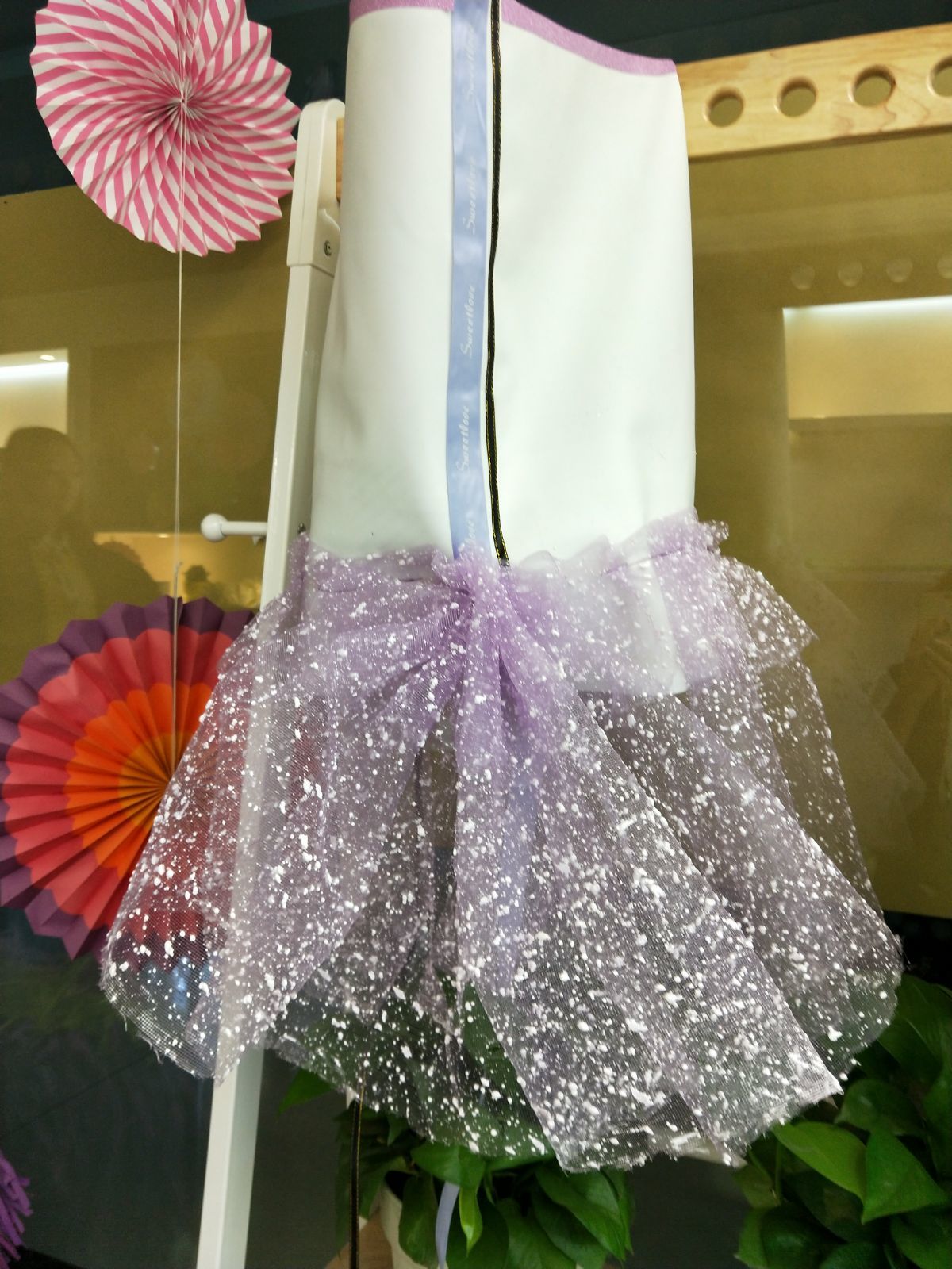 服裝設計著名設計師_服裝十佳設計師_著名服裝設計師