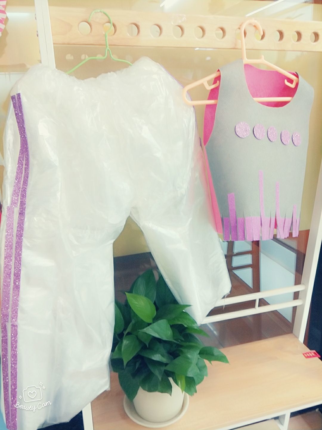 著名服裝設計師_服裝設計著名設計師_服裝十佳設計師