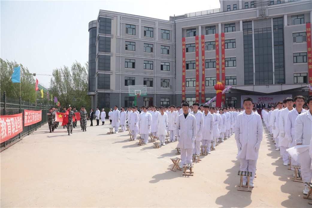 遼源市職業(yè)技術(shù)學(xué)院_遼源職業(yè)技術(shù)學(xué)院的_遼源職業(yè)技術(shù)學(xué)院師資力量
