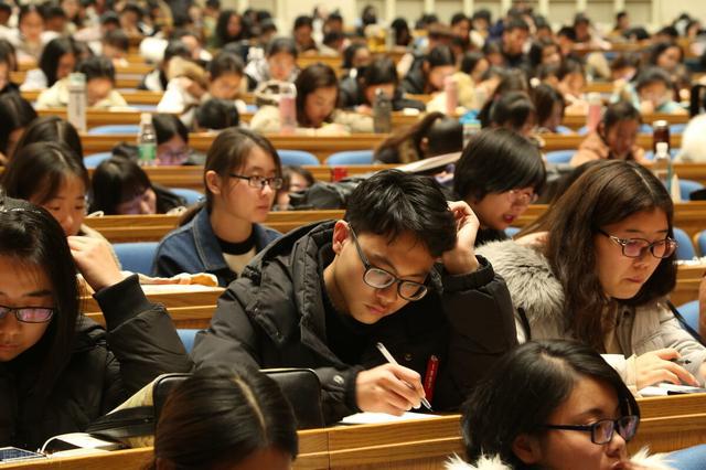 考研難度最小的五所211_考研難度小的學校_考研難度小的211學校