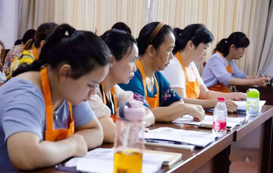 出國勞務美國_勞務輸出美國費用是多少_美國勞務輸出