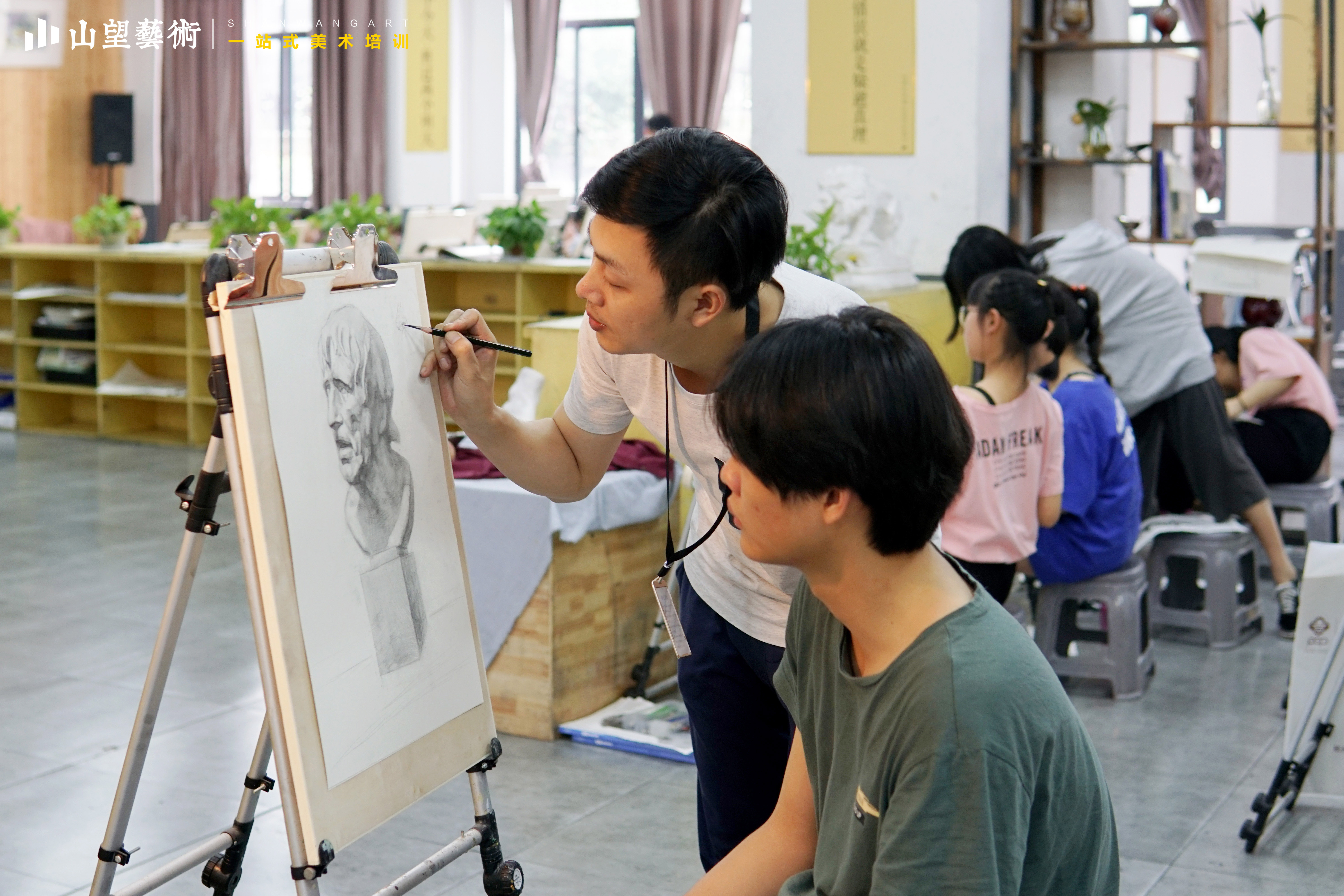 中國美術學院招生網_中國美術學校招生_中國美術學院官網招生