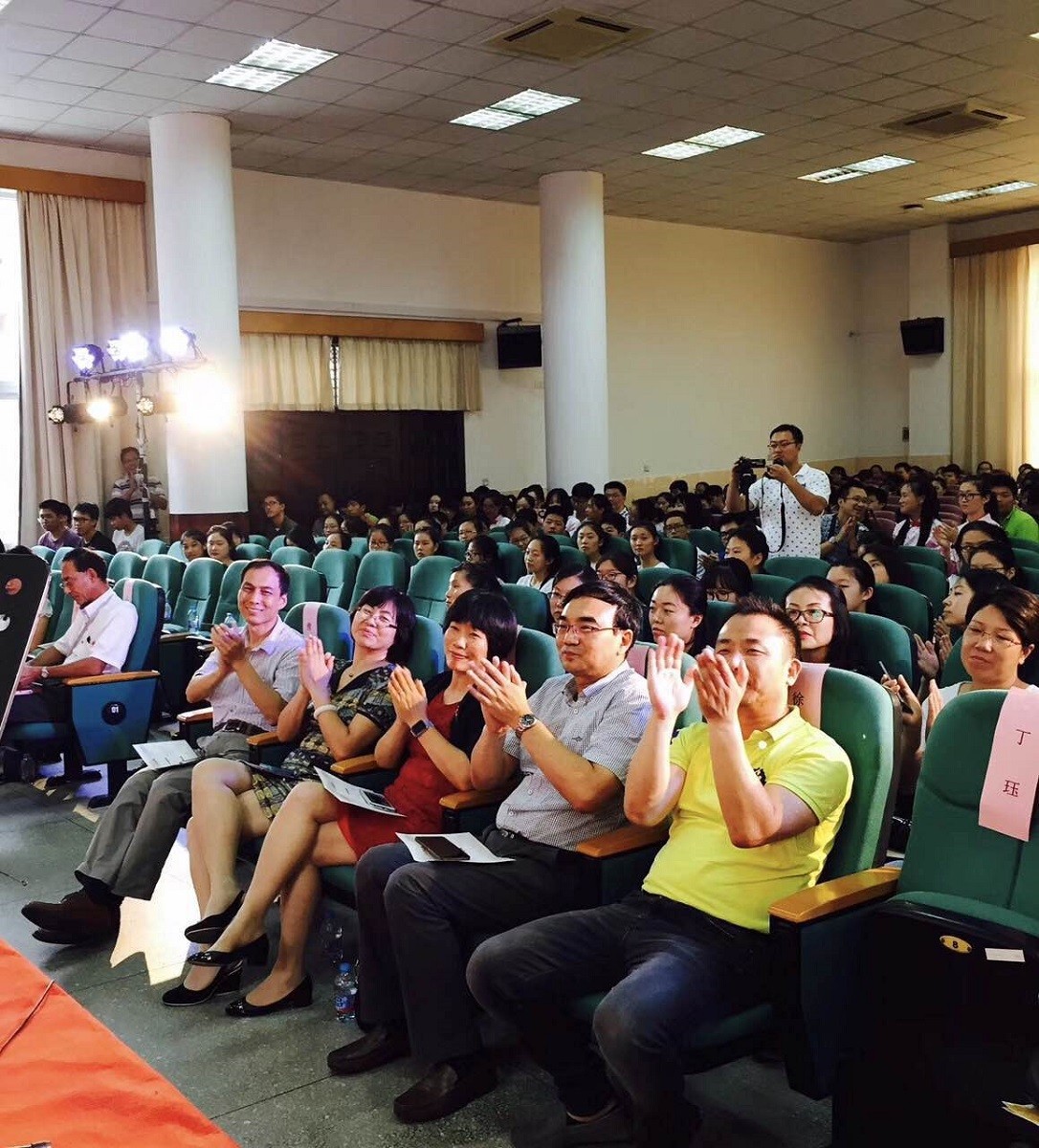 深圳國際交流學院如何_深圳交流國際學院學費多少_深圳國際交流學院