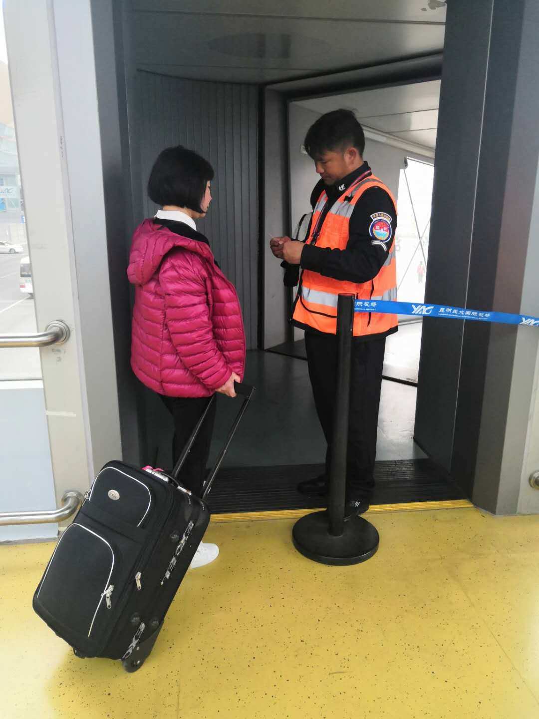 回國留英國包機學生可以去嗎_回國留英國包機學生能去嗎_英國留學生包機回國