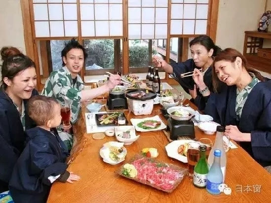 美國餐桌禮儀英文翻譯_美國餐桌禮儀_餐桌禮儀美國的核心價值