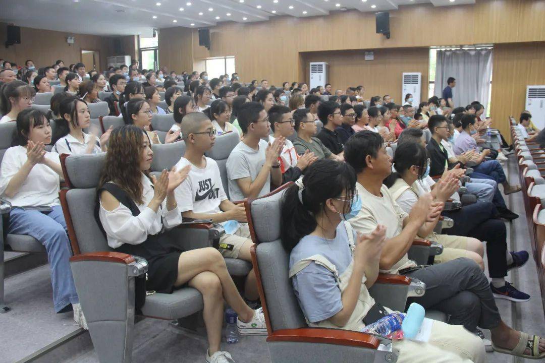 石家莊校區(qū)二中南校區(qū)地址_石家莊二中南校區(qū)的全稱_石家莊二中南校區(qū)吧