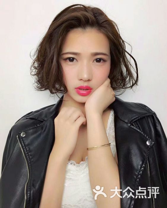 托尼蓋美容美發化妝學校_托尼蓋美發學校_托尼蓋美發學院畢業證圖片