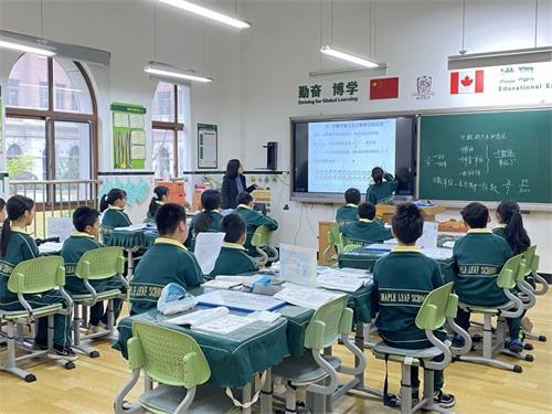大學(xué)國際課程學(xué)什么_國際東西方大學(xué)_大學(xué)國際課程項(xiàng)目好不好